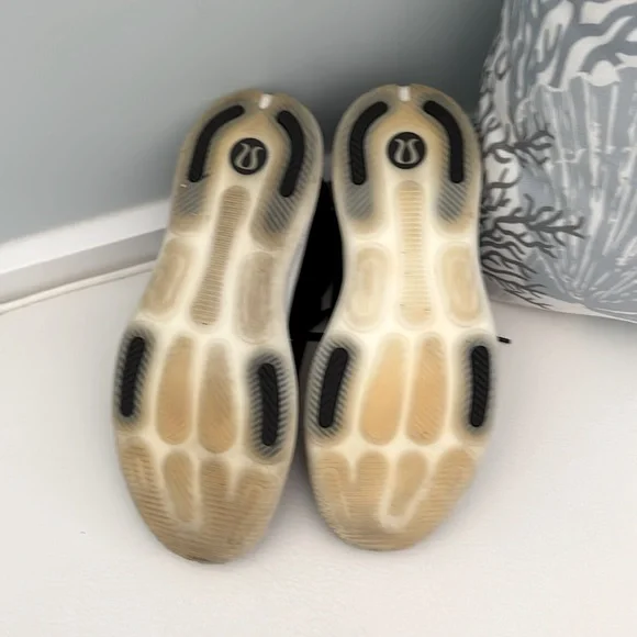 Lululemon Strongfeel training shoe - Picture 8 of 12